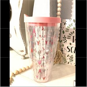 Tervis 24 0z hearts and arrows cup